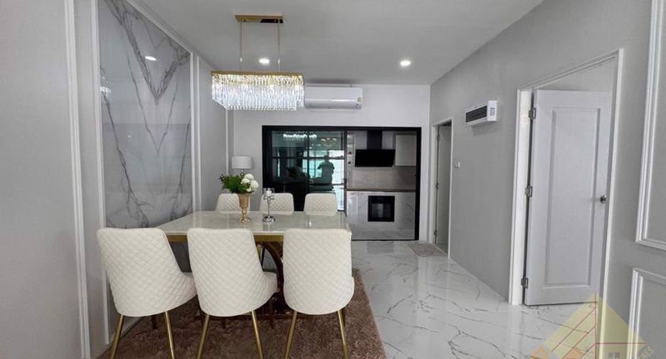 Haus zum Kauf mit 4 Zimmer in East Pattaya, Pattaya