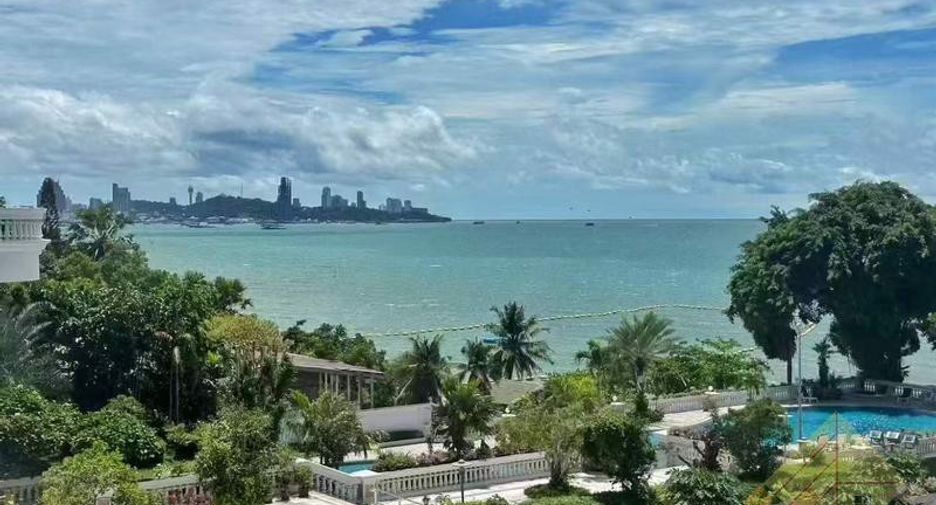 For sale 2 bedrooms condo in North Pattaya, Pattaya