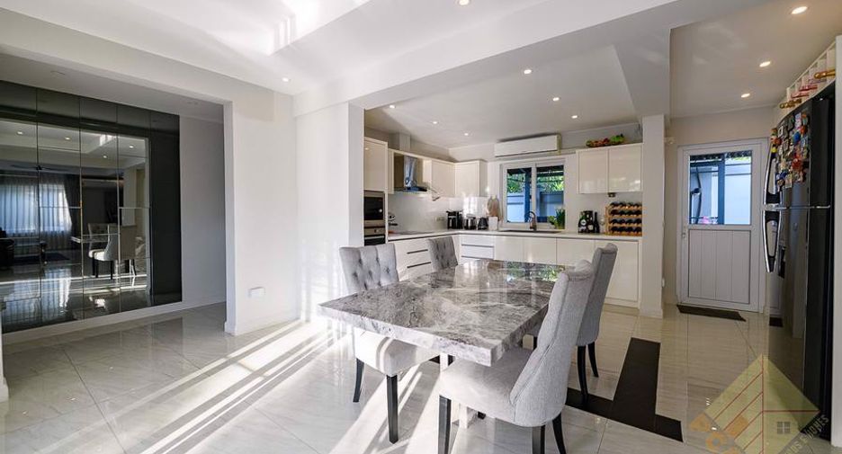 Casa en venta de 3 habitaciones en Bang Lamung, Chonburi