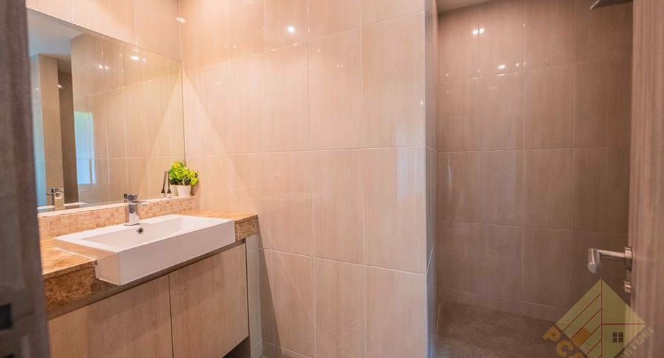 Casa en venta de 3 habitaciones en Bang Lamung, Chonburi