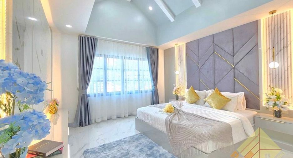 Casa en venta de 4 habitaciones en Bang Lamung, Chonburi