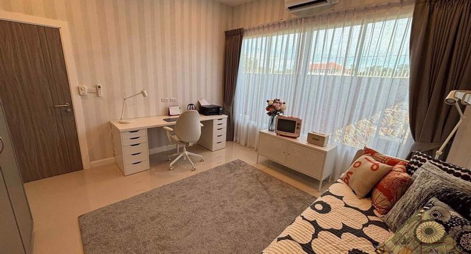 For sale 3 bedrooms house in Huay Yai, Pattaya