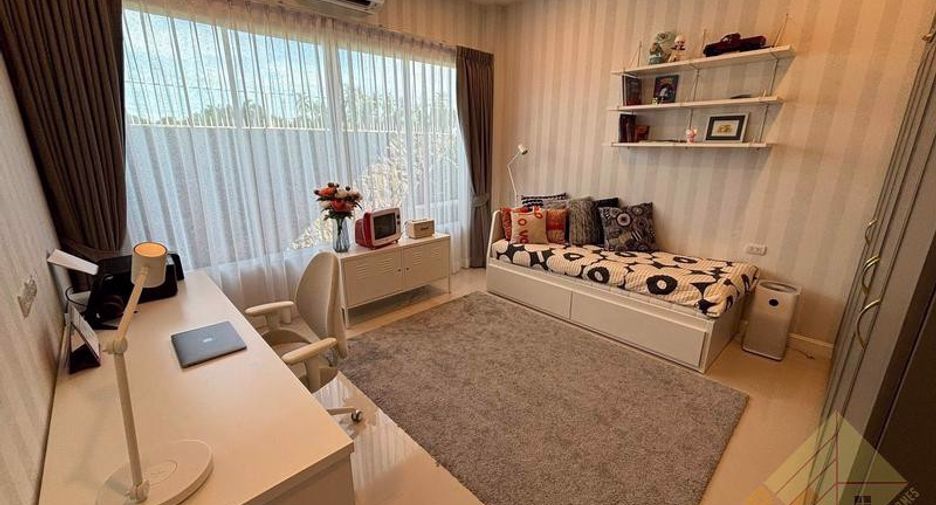 For sale 3 bedrooms house in Huay Yai, Pattaya