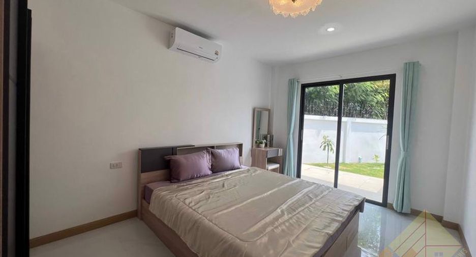 For sale 4 bedrooms house in Jomtien, Pattaya