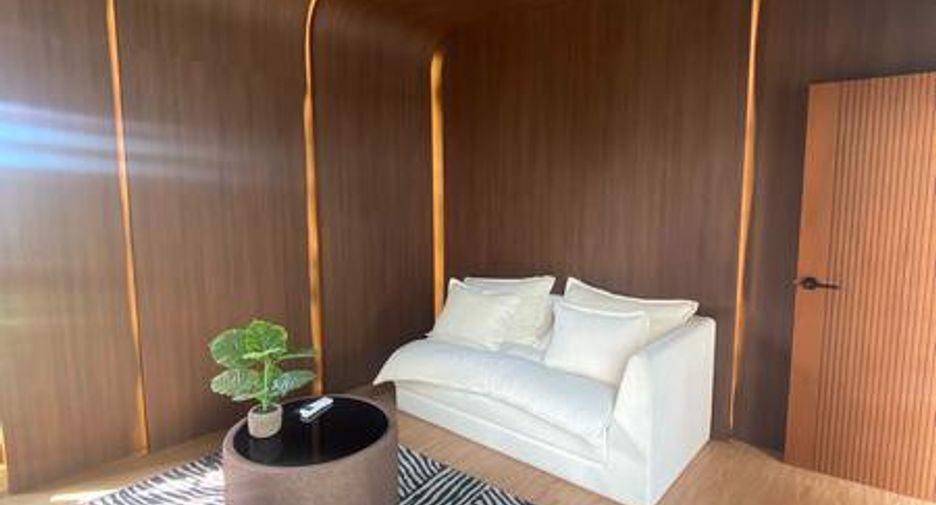 Casa en venta de 5 habitaciones en Bang Lamung, Chonburi
