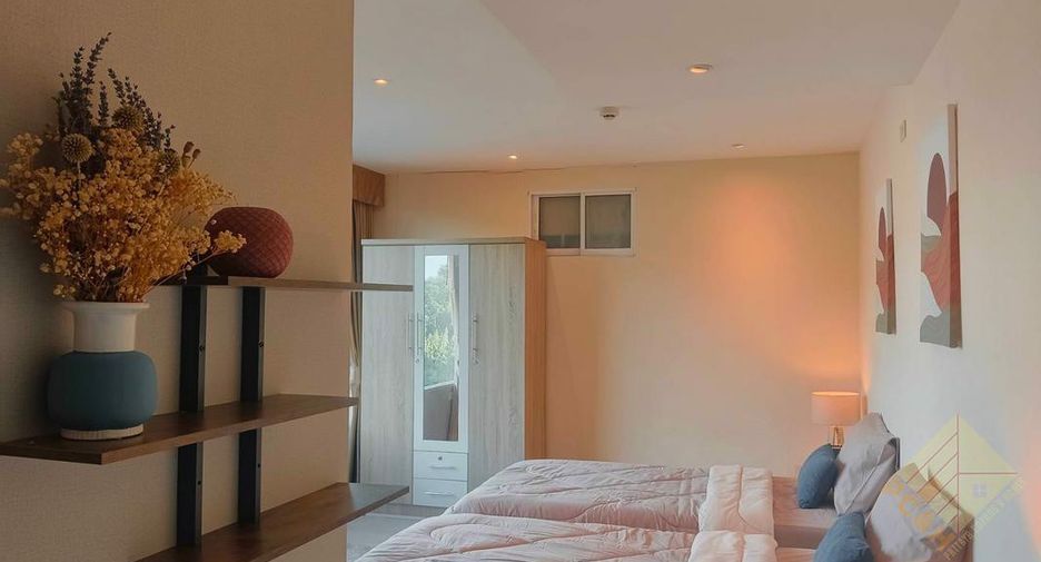For sale and for rent 3 bedrooms condo in Pratumnak, Pattaya