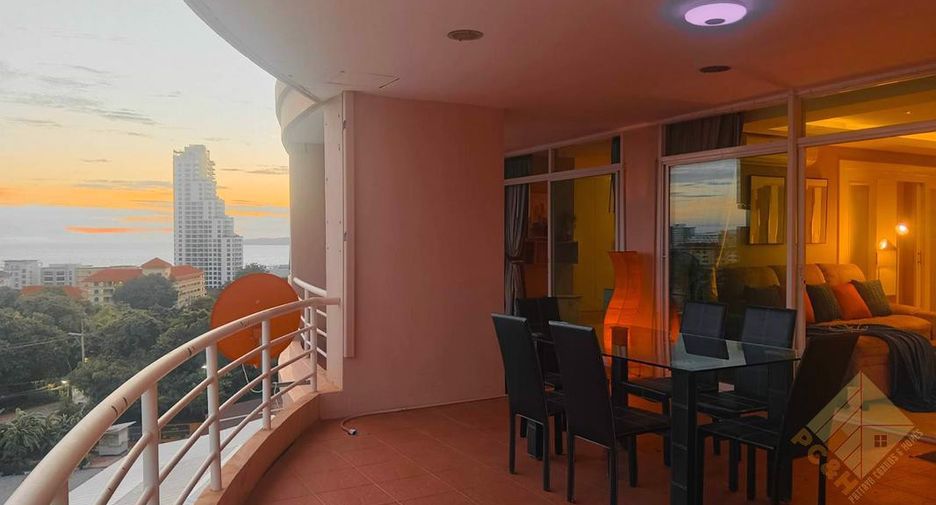 For sale and for rent 3 bedrooms condo in Pratumnak, Pattaya
