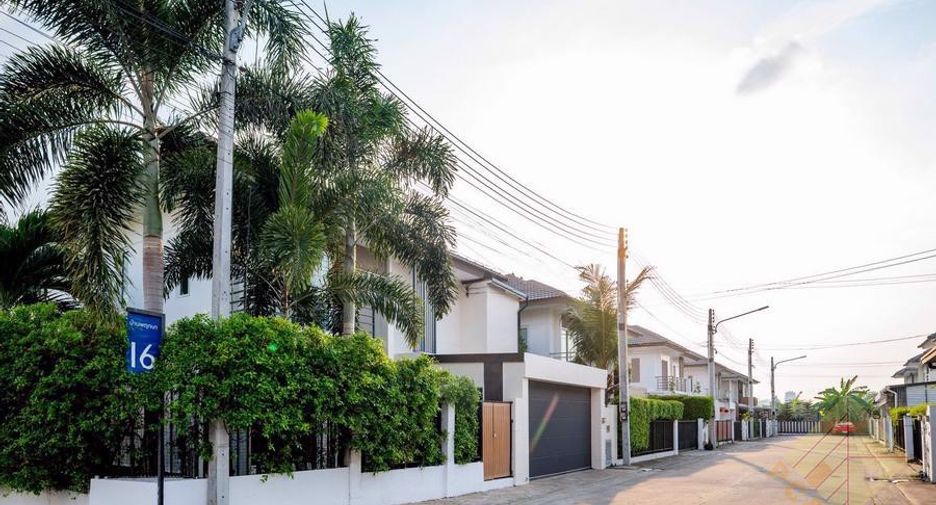 For sale 2 bedrooms house in East Pattaya, Pattaya
