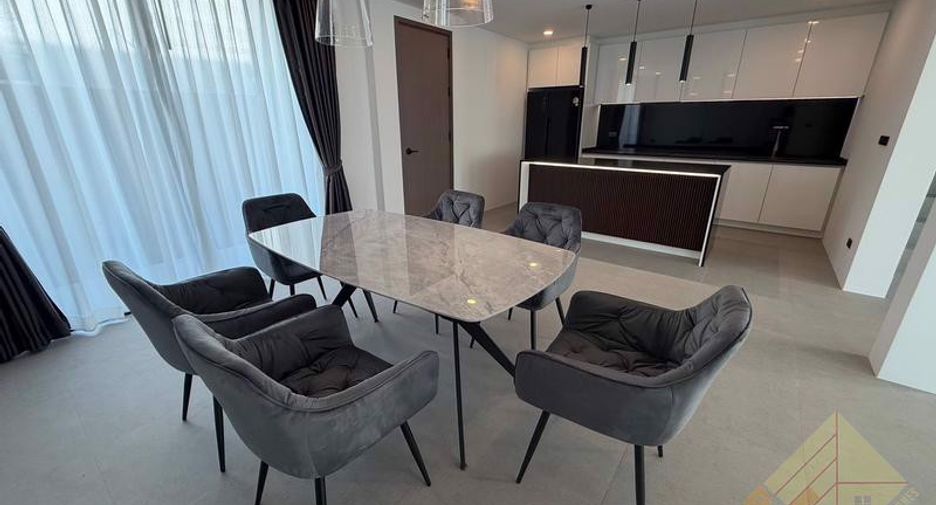 For rent 3 bedrooms house in North Pattaya, Pattaya