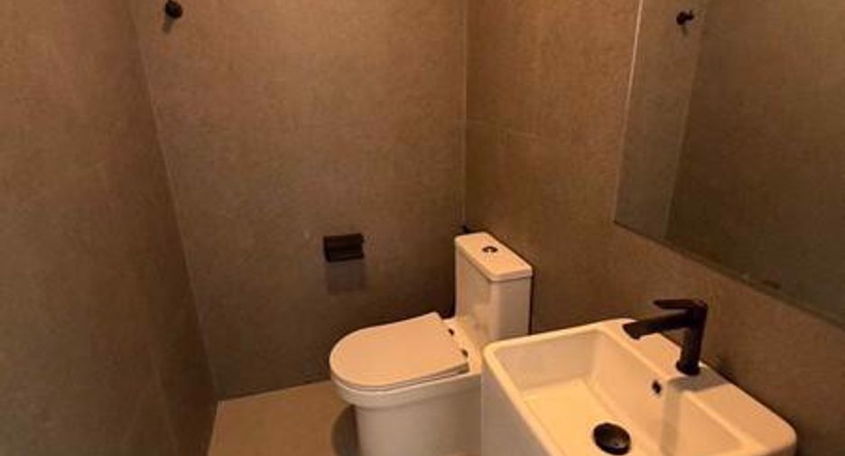 For rent 3 bedrooms house in North Pattaya, Pattaya