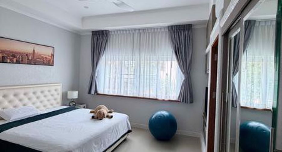 For sale 3 bedrooms house in East Pattaya, Pattaya