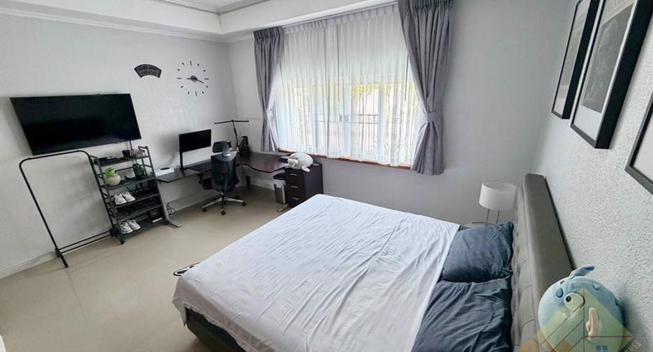 For sale 3 bedrooms house in East Pattaya, Pattaya