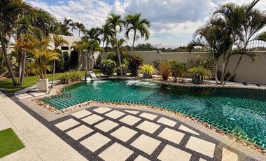 For sale 3 bedrooms house in East Pattaya, Pattaya