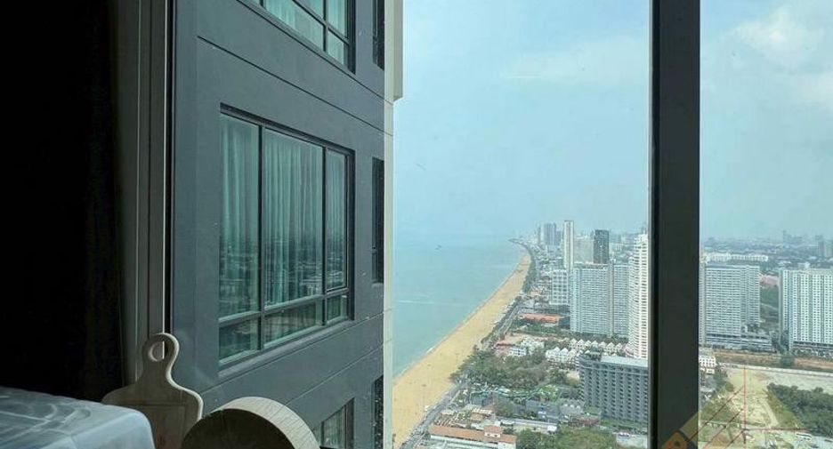 Condo en venta de 3 habitaciones en Jomtien, Pattaya