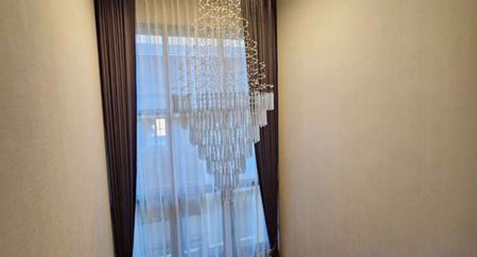 For rent and for sale 4 bedrooms house in East Pattaya, Pattaya