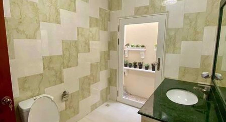 For rent 5 bedrooms house in Jomtien, Pattaya