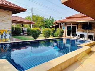 For Rent 6 Bedroom House In Bang Lamung, Chonburi