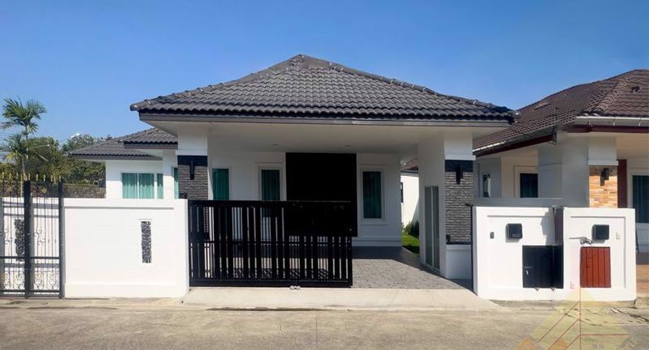 For sale 3 bedrooms house in Huay Yai, Pattaya