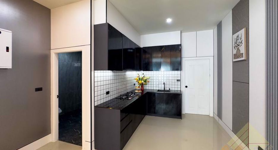 For sale 3 bedrooms house in Huay Yai, Pattaya