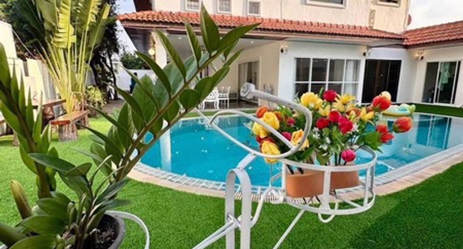 For rent 5 bedrooms house in Jomtien, Pattaya