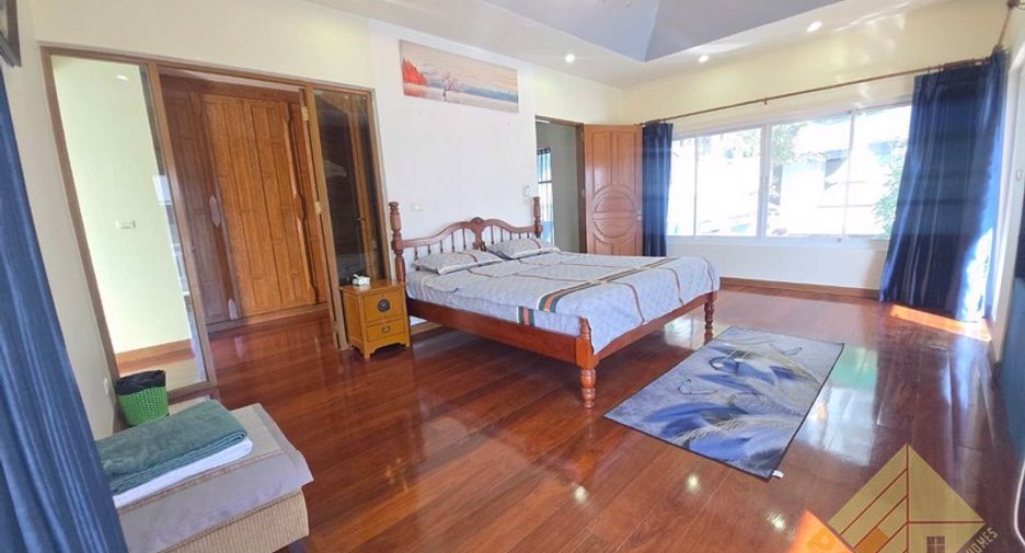 Casa en venta de 3 habitaciones en Pratumnak, Pattaya