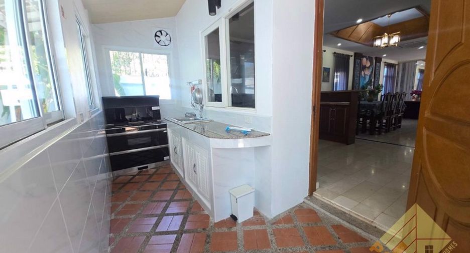 Casa en venta de 3 habitaciones en Pratumnak, Pattaya