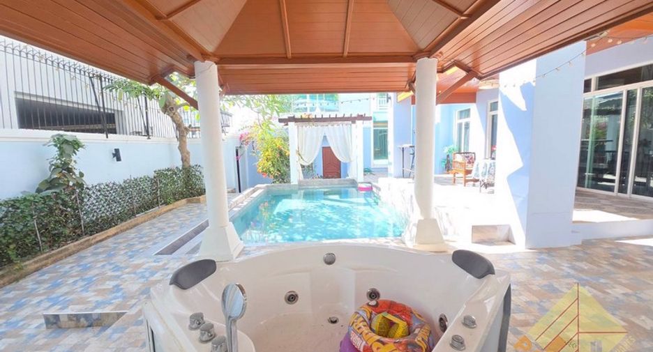 Casa en venta de 3 habitaciones en Pratumnak, Pattaya