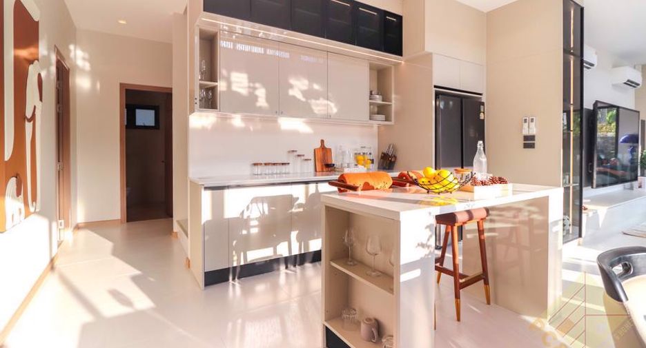 For rent and for sale 8 bedrooms house in South Pattaya, Pattaya