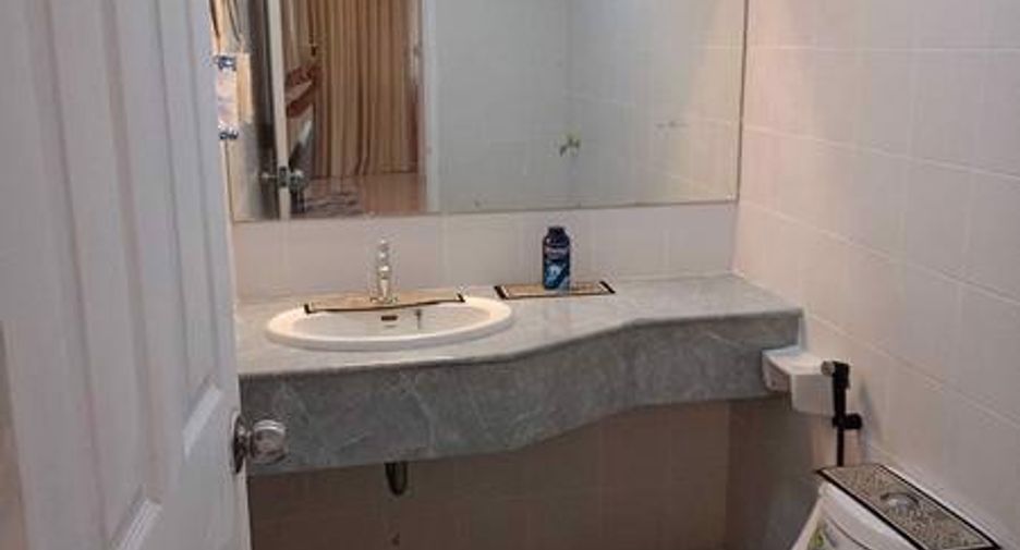 Haus zum Kauf mit 5 Zimmer in East Pattaya, Pattaya