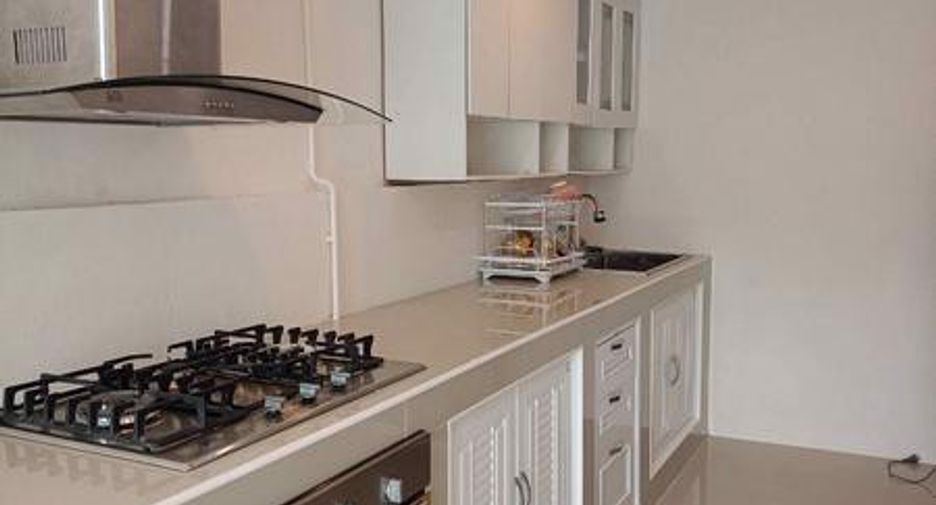 Haus zum Kauf mit 5 Zimmer in East Pattaya, Pattaya
