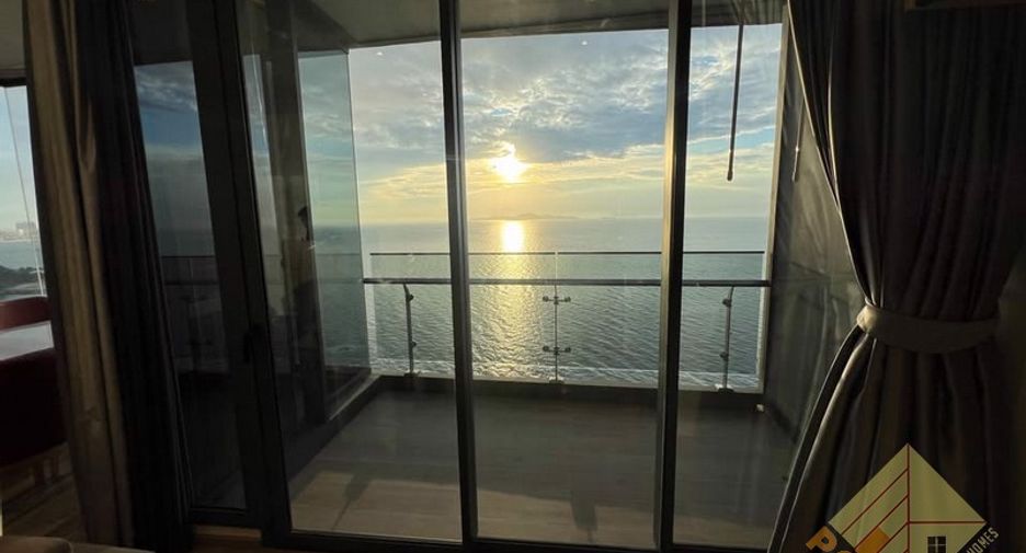 For rent 2 bedrooms condo in North Pattaya, Pattaya