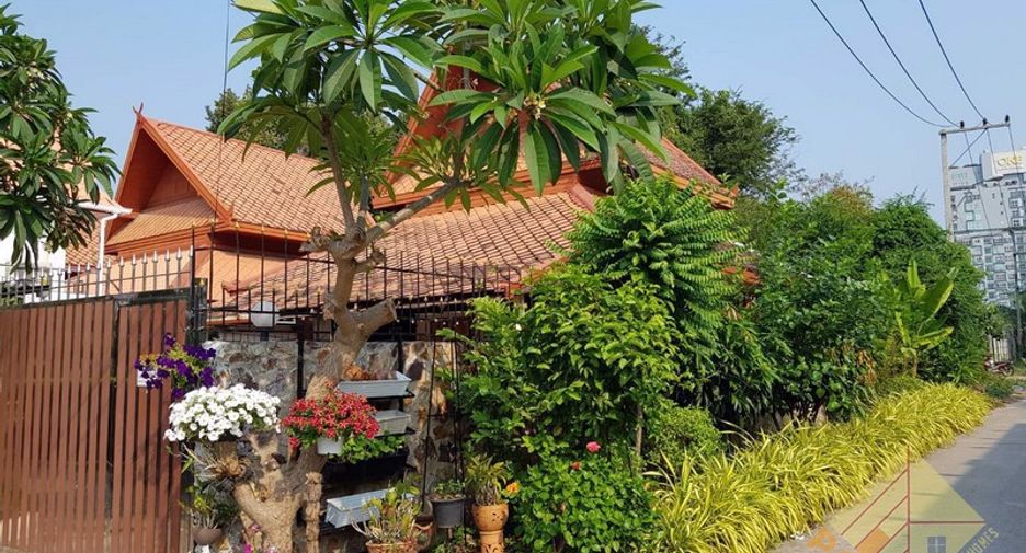 Casa en venta de 3 habitaciones en Pratumnak, Pattaya