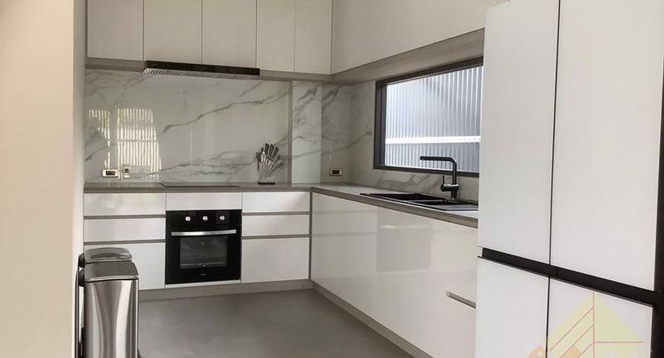 For sale 2 bedrooms house in Huay Yai, Pattaya