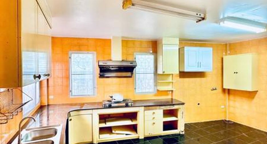 ขาย 4 ห้องนอน บ้านเดี่ยว ใน จอมเทียน, พัทยา