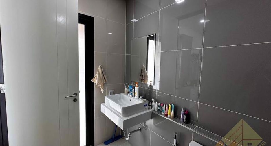 À vendre 2 chambres maison à Huay Yai, Pattaya