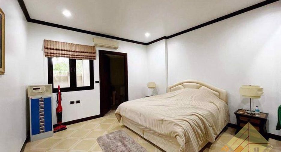 出售 3 卧室 独立屋 在 Sattahip, Chon Buri