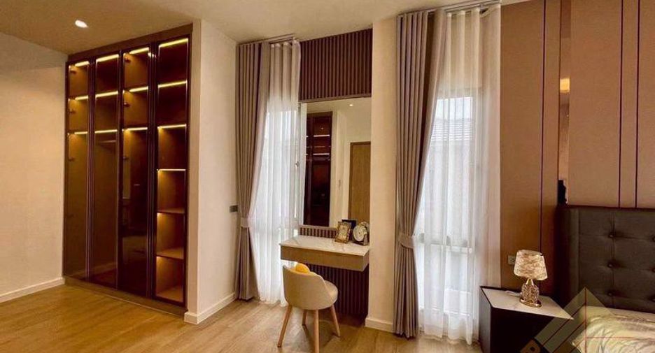 For sale 4 bedrooms house in Bang Lamung, Chonburi