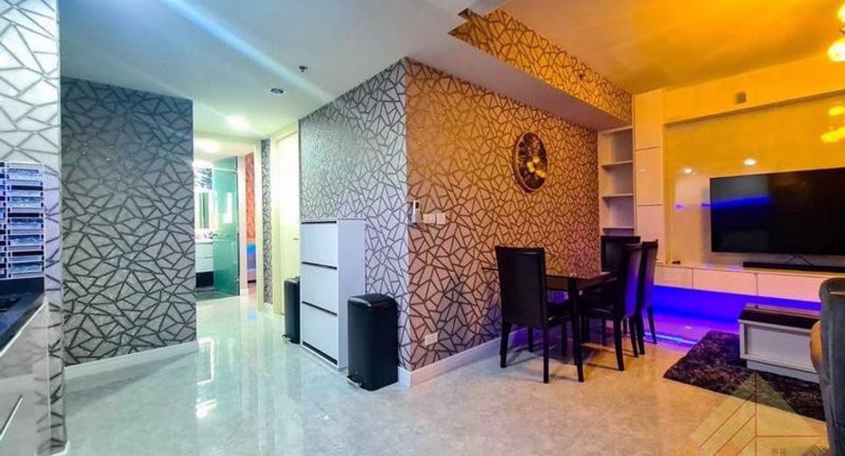 For sale 2 ベッドルーム condo in Pratumnak, Pattaya