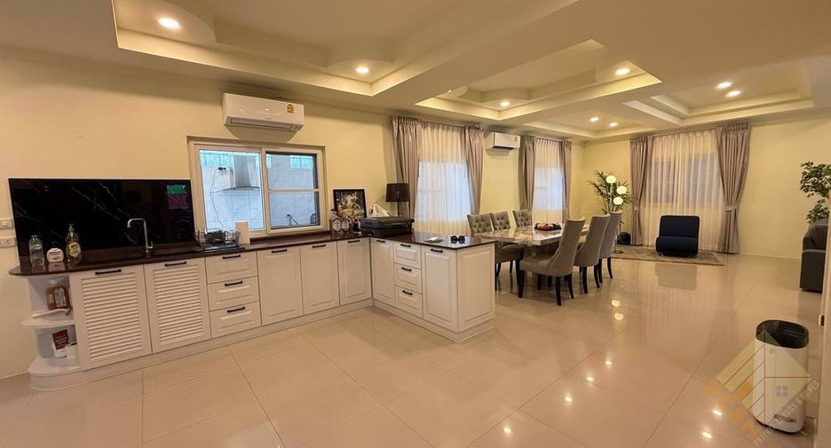 For sale 3 bedrooms house in South Pattaya, Pattaya