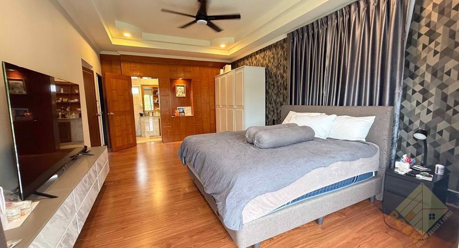 For sale 3 bedrooms house in South Pattaya, Pattaya