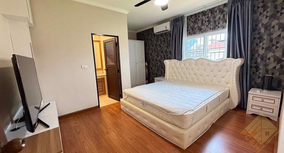 For sale 3 bedrooms house in South Pattaya, Pattaya