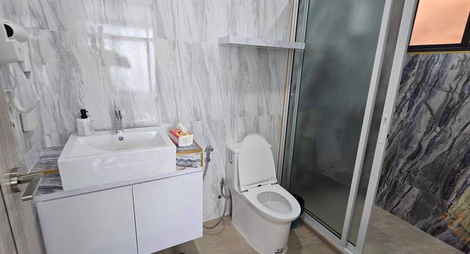 For rent 5 bedrooms house in Jomtien, Pattaya