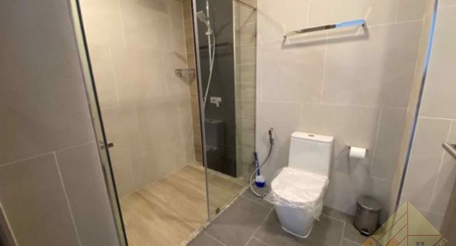 Аренда и продажа 3 спальни кондо в Йомтиен, Паттайя