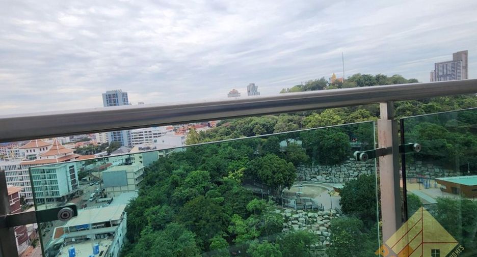 出售 2 卧室 公寓 在 Pratumnak, 芭提雅