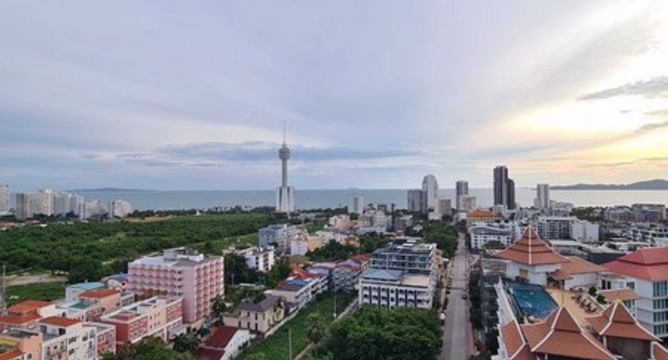 出售 2 卧室 公寓 在 Pratumnak, 芭提雅