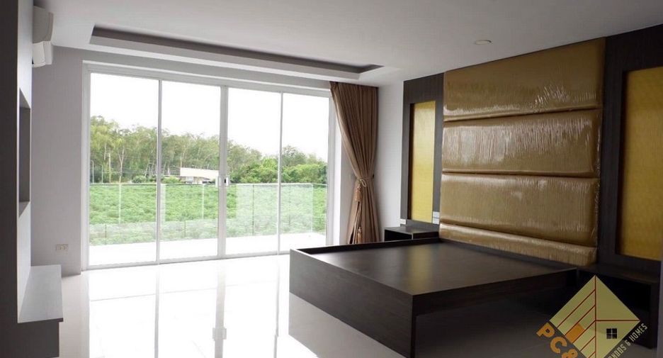 Haus zum Kauf mit 4 Zimmer in East Pattaya, Pattaya