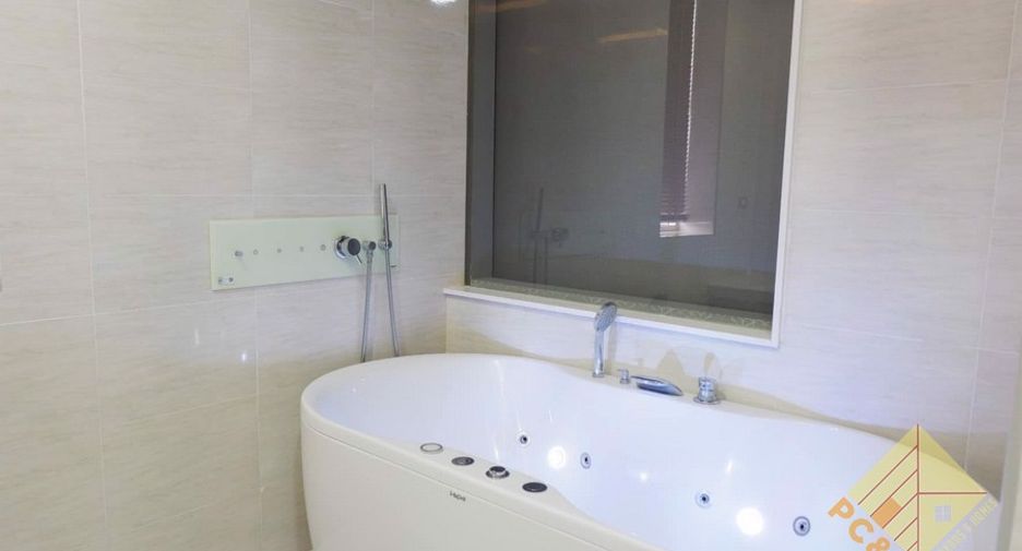 Haus zum Kauf mit 4 Zimmer in East Pattaya, Pattaya