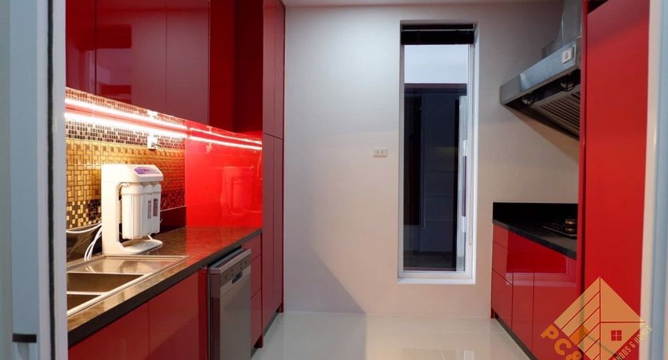 Haus zum Kauf mit 4 Zimmer in East Pattaya, Pattaya