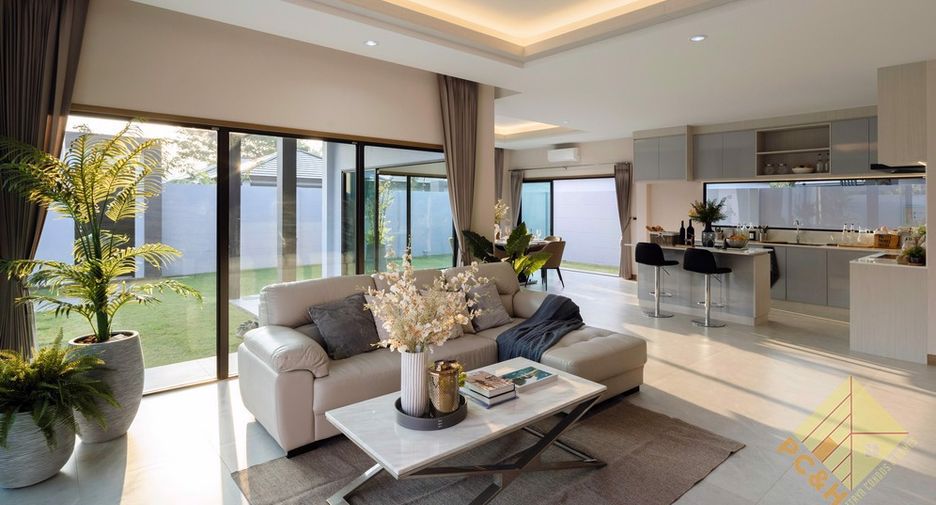 For sale 3 bedrooms house in Huay Yai, Pattaya