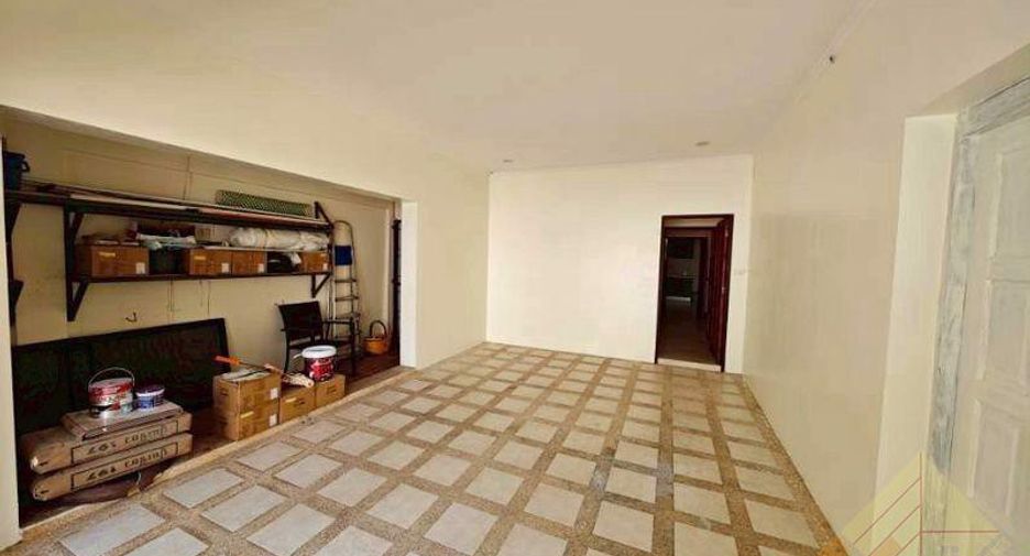 Casa en venta de 3 habitaciones en Pratumnak, Pattaya